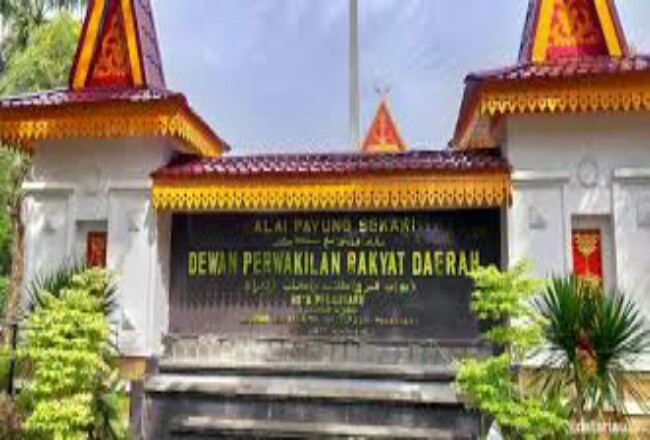 DPRD Pekanbaru